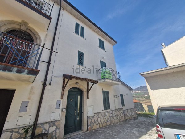 appartamento in vendita ad Isernia in zona Colle Cioffi