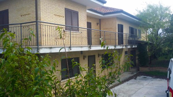 casa indipendente in vendita ad Isernia