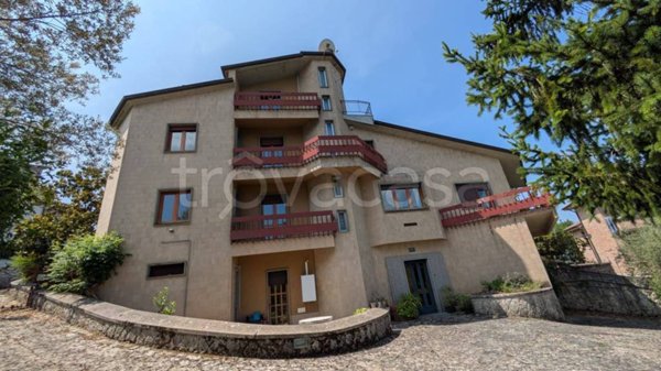 casa indipendente in vendita ad Isernia