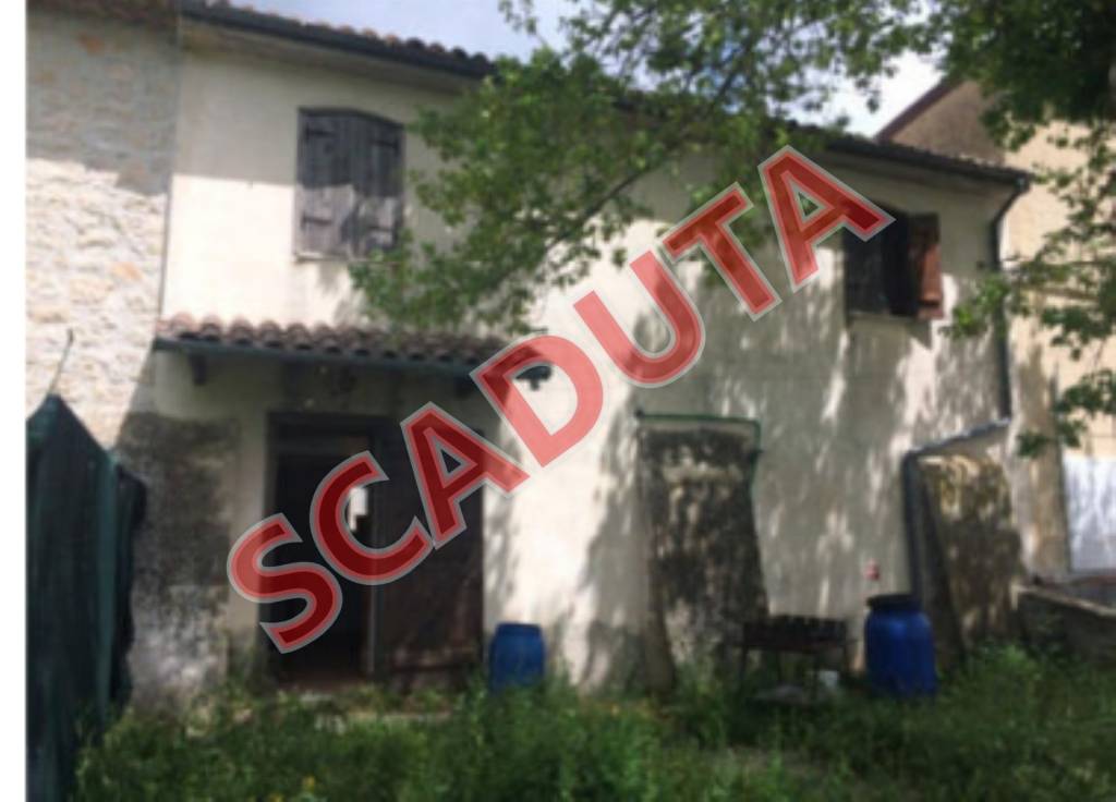 appartamento in vendita ad Isernia in zona Breccelle