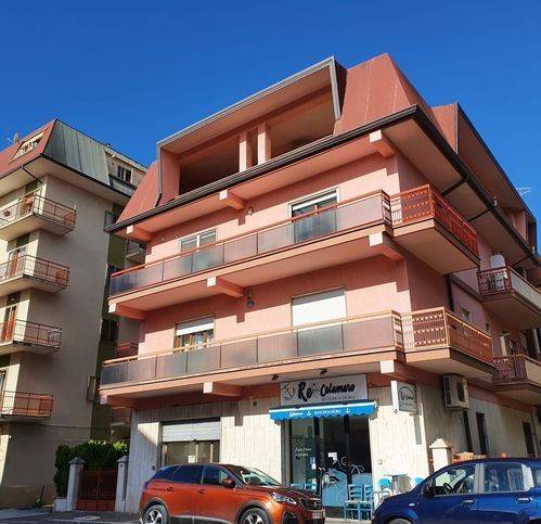 negozio in vendita ad Isernia