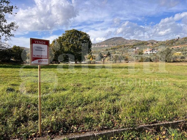 casa indipendente in vendita ad Isernia