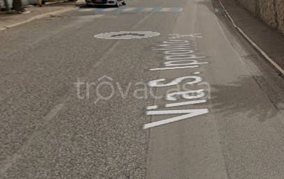 locale commerciale in vendita ad Isernia