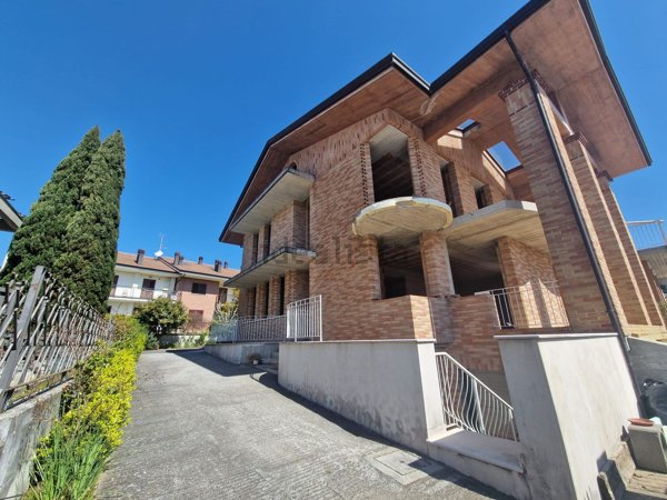casa indipendente in vendita ad Isernia