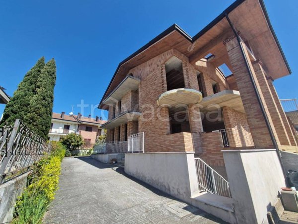 casa indipendente in vendita ad Isernia