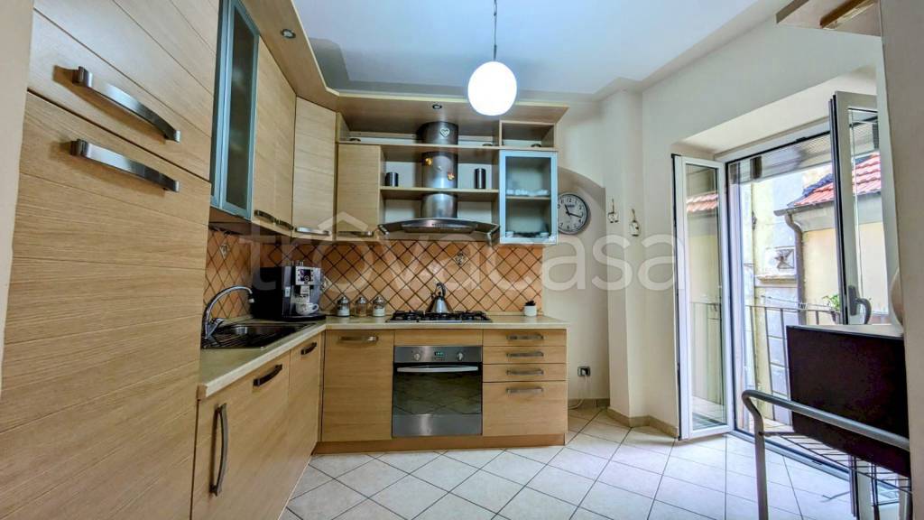 casa indipendente in vendita ad Isernia