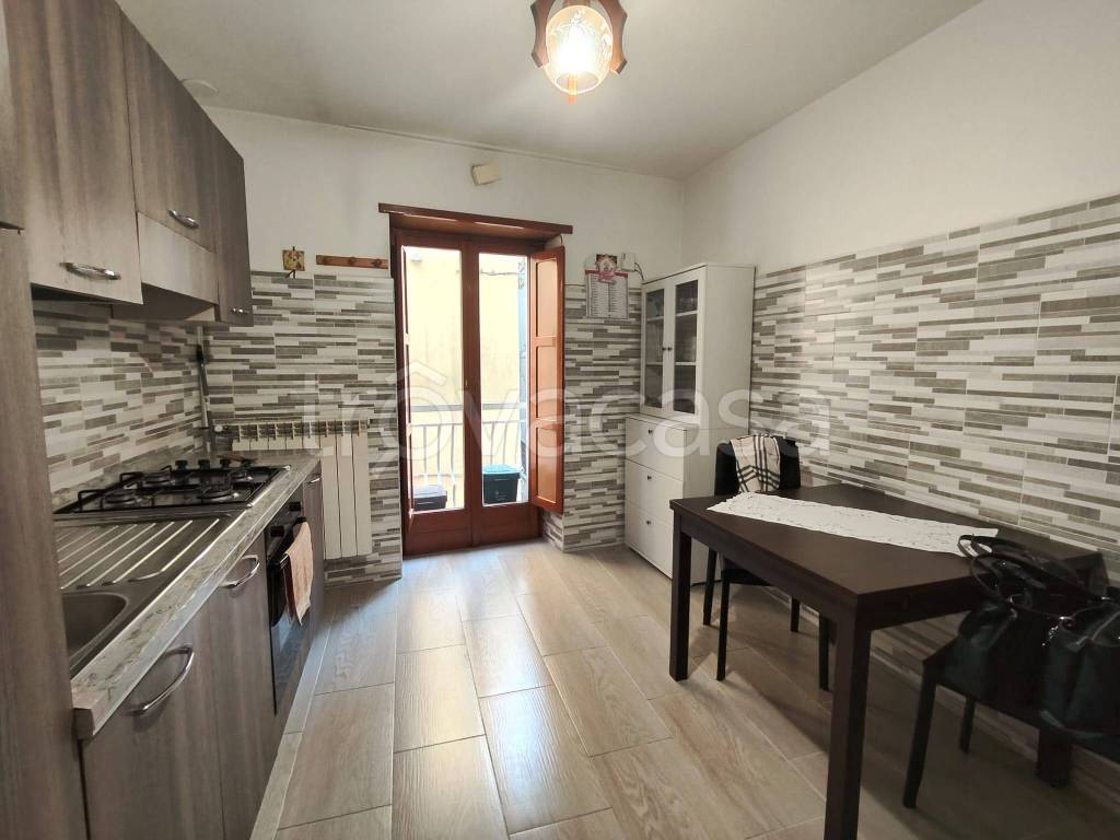 casa indipendente in vendita ad Isernia