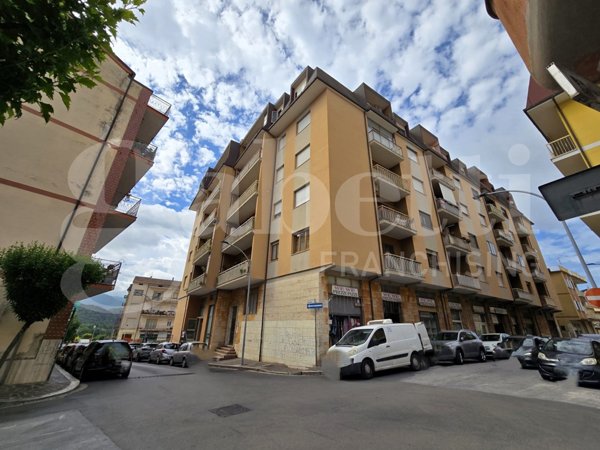 ufficio in vendita ad Isernia in zona Contrada Belvedere