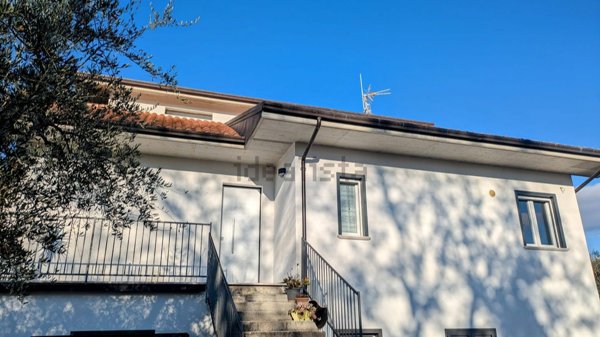 appartamento in vendita ad Isernia in zona Salietto
