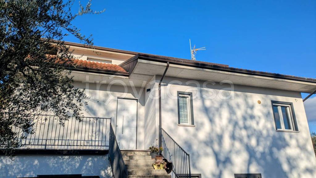 appartamento in vendita ad Isernia in zona Salietto
