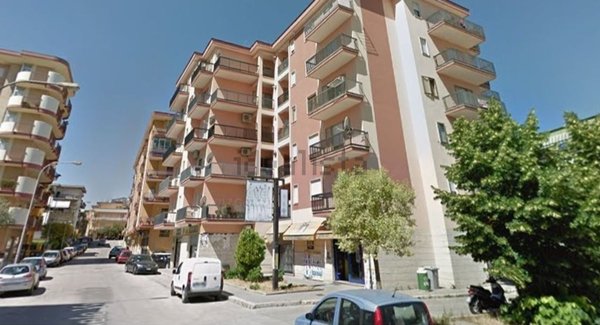 locale di sgombero in vendita ad Isernia in zona Contrada Belvedere