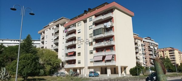 appartamento in vendita ad Isernia in zona Contrada Le Piane