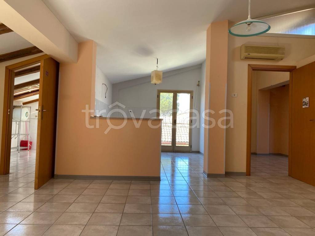appartamento in vendita ad Isernia in zona Contrada Belvedere
