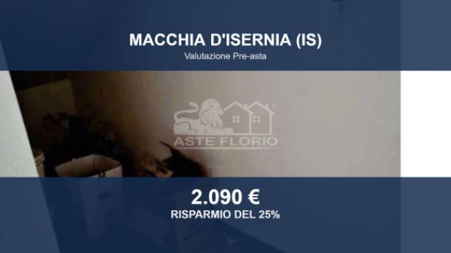 locale commerciale in vendita a Macchia d'Isernia