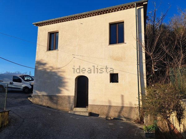 casale in vendita a Macchiagodena