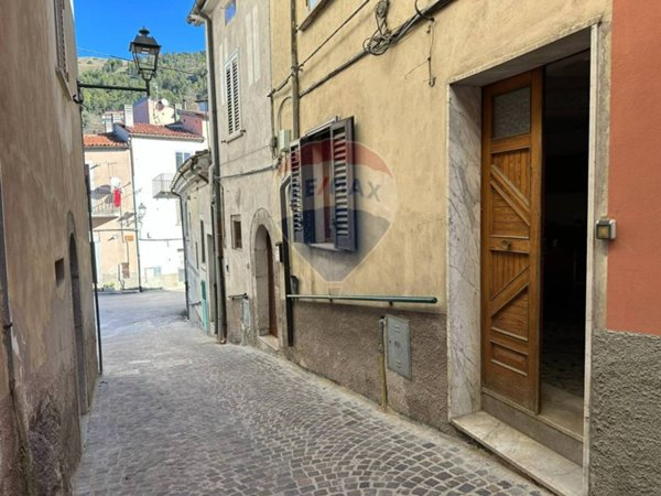 casa indipendente in vendita a Miranda