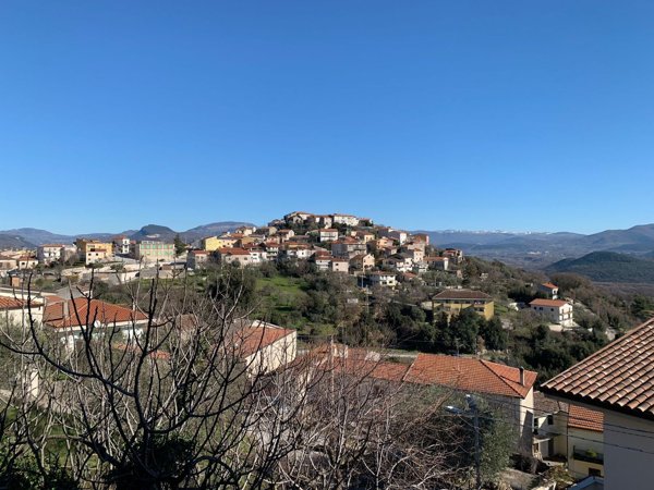appartamento in vendita a Montaquila
