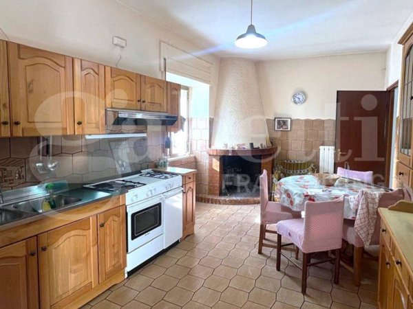 casa indipendente in vendita a Montaquila