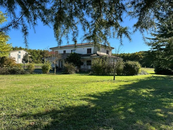 casa indipendente in vendita a Montaquila