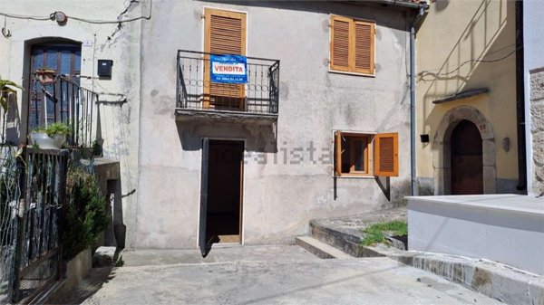 appartamento in vendita a Montenero Val Cocchiara
