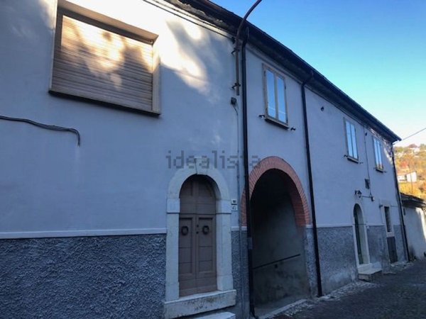 casa indipendente in vendita a Montenero Val Cocchiara