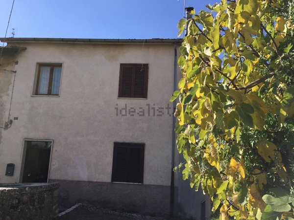 casa indipendente in vendita a Montenero Val Cocchiara