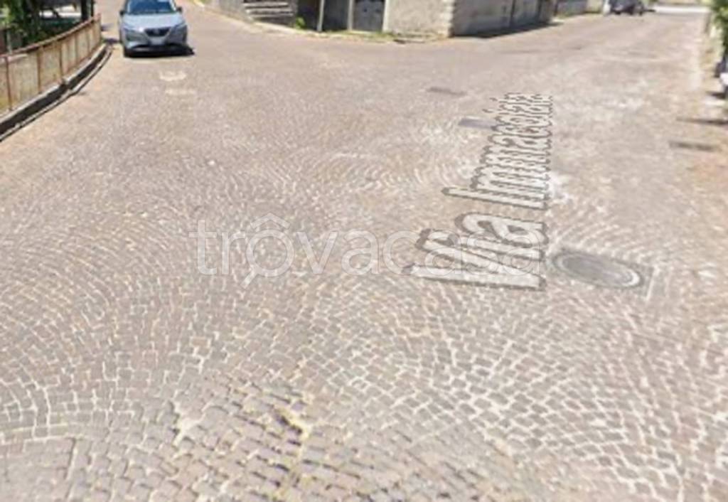 appartamento in vendita a Montenero Val Cocchiara