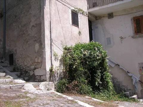 appartamento in vendita a Montenero Val Cocchiara