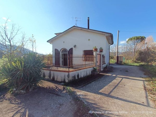 casa indipendente in vendita a Monteroduni