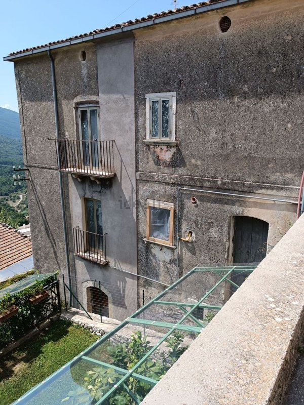 esavano in vendita a Monteroduni