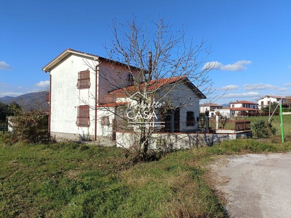 casa indipendente in vendita a Monteroduni