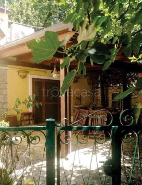 casa indipendente in vendita a Monteroduni