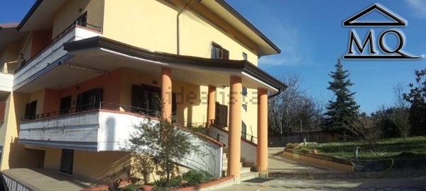 casa indipendente in vendita a Pesche