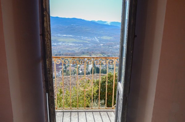 casa indipendente in vendita a Pesche