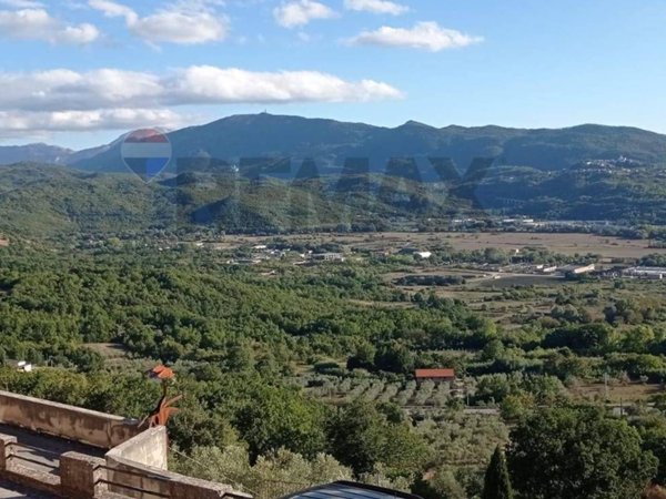 appartamento in vendita a Pesche