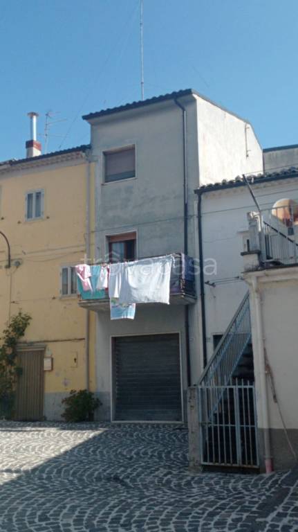 casa indipendente in vendita a Pescolanciano