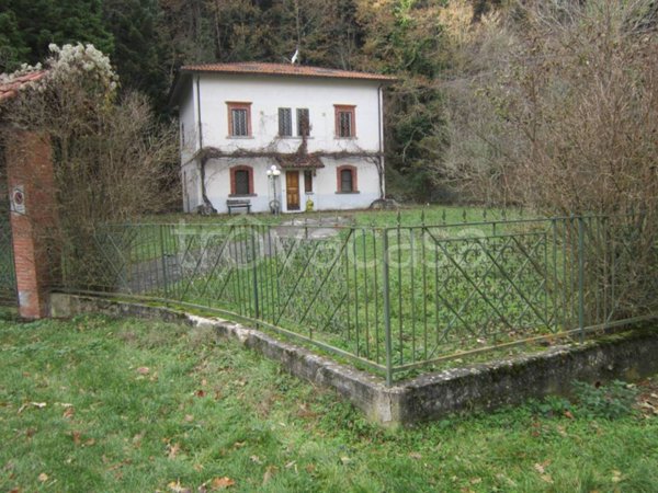 casa indipendente in vendita a Pescolanciano