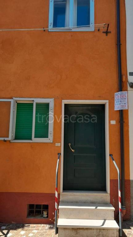 casa indipendente in vendita a Pescolanciano