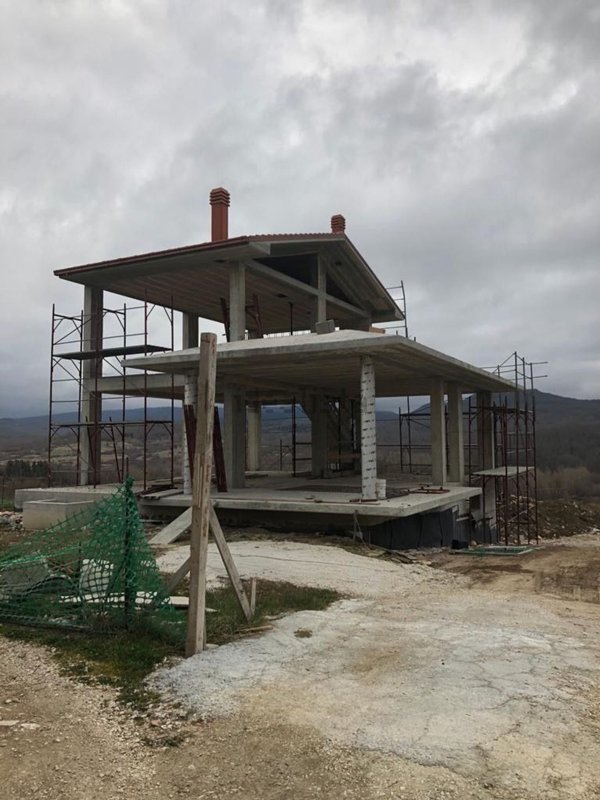 casa indipendente in vendita a Pescolanciano