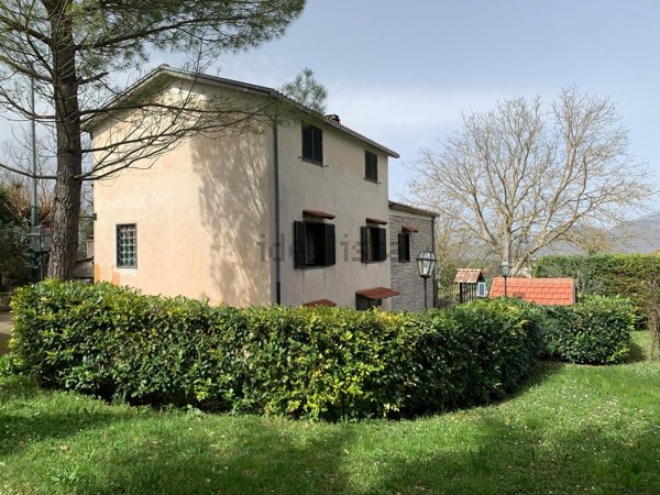 casa indipendente in vendita a Pettoranello del Molise