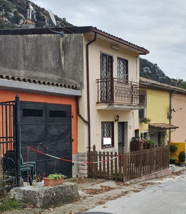 appartamento in vendita a Pizzone