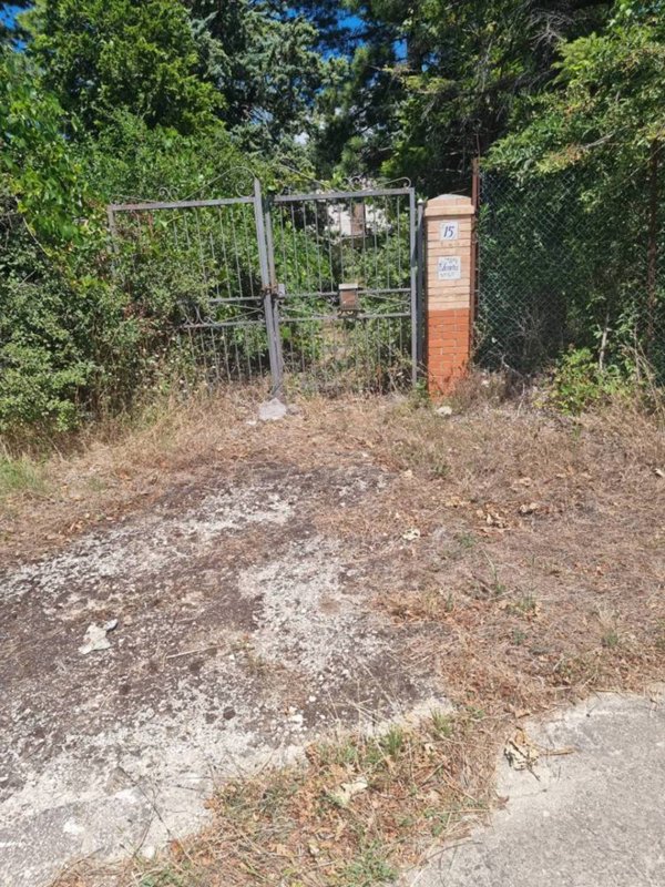 casa indipendente in vendita a Poggio Sannita in zona Mucchi