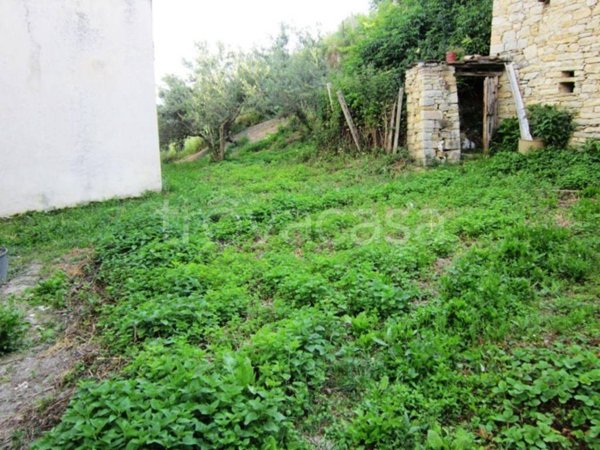 casa indipendente in vendita a Poggio Sannita