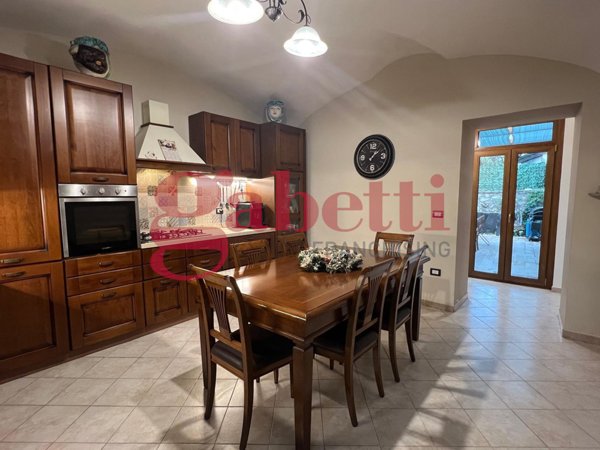 casa indipendente in vendita a Pozzilli