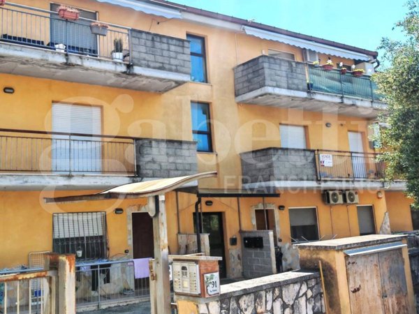 appartamento in vendita a Pozzilli in zona Triverno