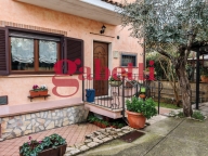 casa semindipendente in vendita a Pozzilli