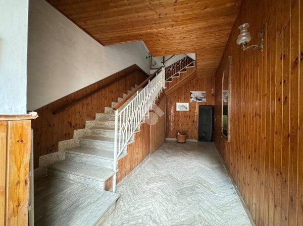 casa indipendente in vendita a Pozzilli in zona Triverno