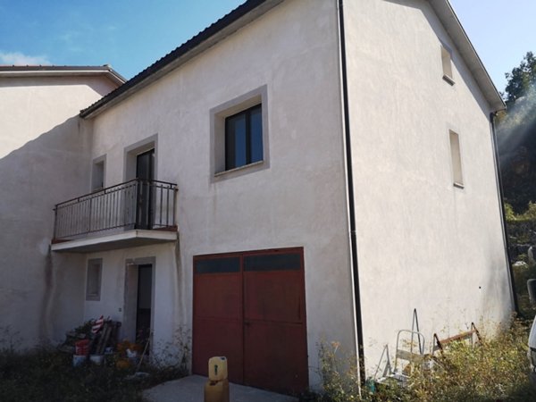 casa indipendente in vendita a Rionero Sannitico in zona Casabona