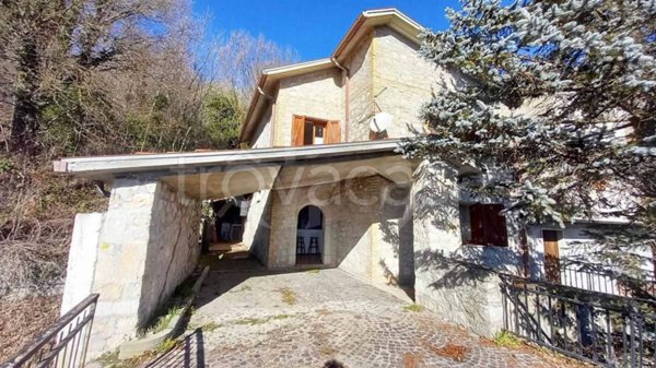 appartamento in vendita a Rionero Sannitico in zona Predalve