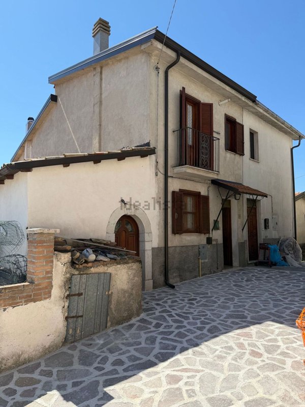casa indipendente in vendita a Rionero Sannitico